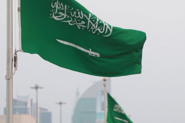 المملكة تدين وتستنكر بأشد العبارات الاعتداءات الإيرانية الغاشمة والانتهاكات السافرة لسيادة كلٍ من البحرين والكويت والأردن