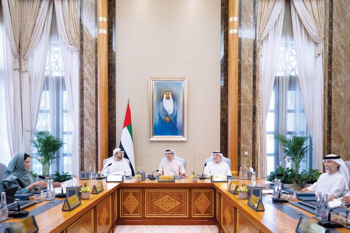منصور بن زايد: الإمارات ترسّخ نموذجاً عالمياً جديداً لحكومات المستقبل