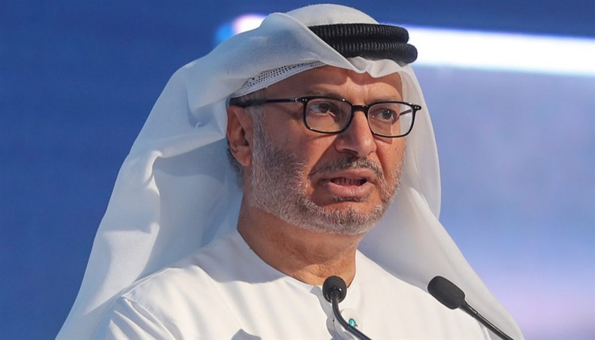 قرقاش: استهداف الميليشيات الإيرانية في العراق لـ"براكة" عمل إجرامي موجّه