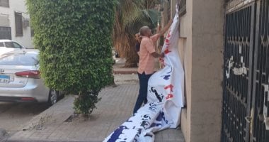 حى العجوزة يشن حملة مكبرة لإزالة الإعلانات المخالفة وغير المرخصة