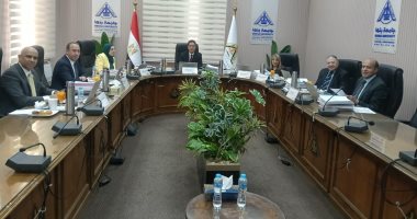 لجنة قيادات جامعة بنها تستقبل المتقدمين للوظائف القيادية