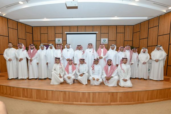 جمعية الأدب المهنية بالخرج تنظم لقاء «الدراسات الثقافية: قراءةٌ فيما وراء النص»