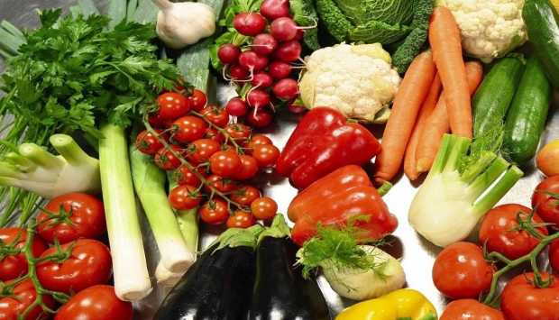 الطماطم والبطاطس والملوخية.. اعرف أسعار الجملة لـ جميع أنواع الخضراوات اليوم