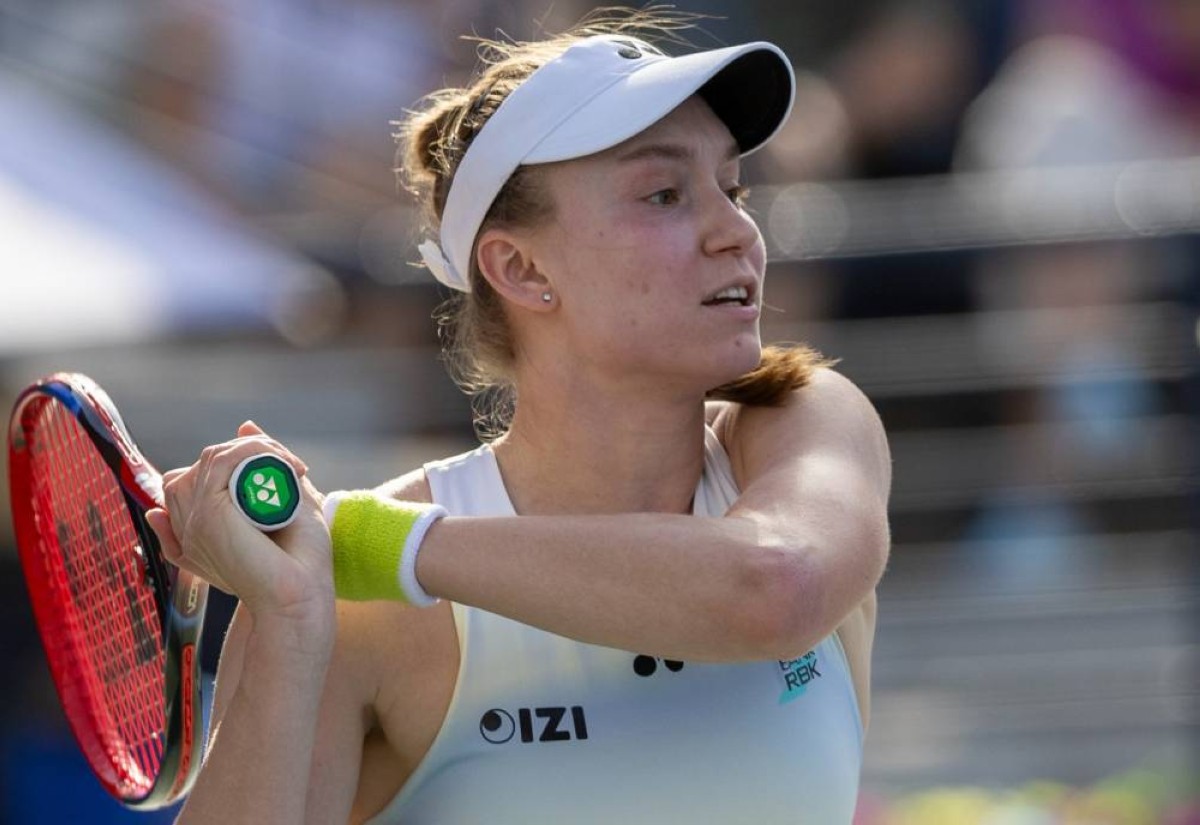 ريباكينا تنسحب من بطولة دبي للتنس