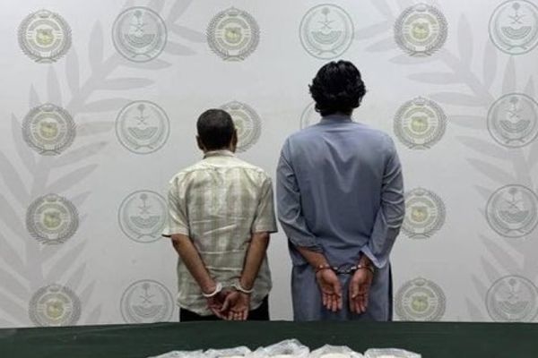 القبض على باكستاني وسوري في الرياض لترويجهما (11) كجم "شبو"