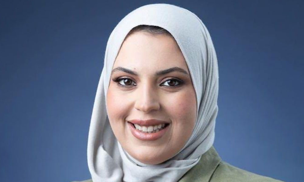 وزارة التربية تهنئ المعلمة فرح الخواجة بفوزها بجائزة خليفة التربوية 2026