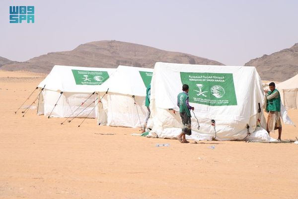 المملكة توزّع مساعدات إيوائية متنوعة في مديرية العبر بمحافظة حضرموت