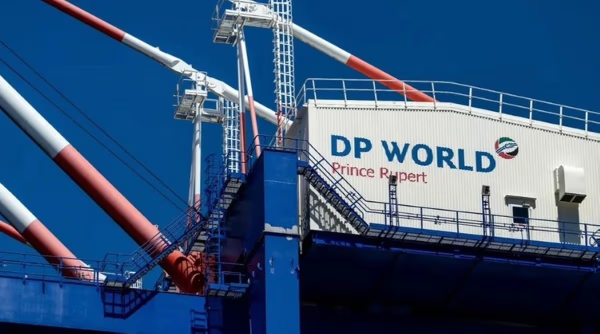 تغييرات قيادية في موانئ دبي: إعفاء سلطان بن سليم وتعيين رئيسين جديدين