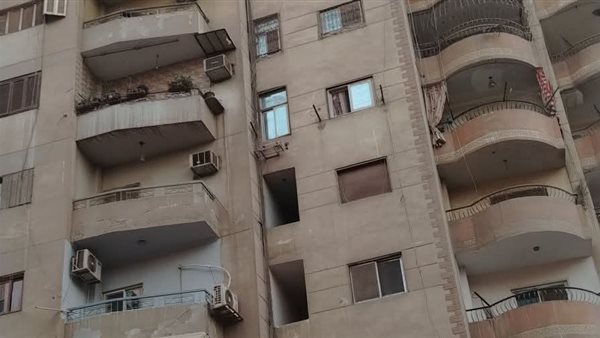 محافظ الجيزة: صرف 10 آلاف جنيه إعانة عاجلة لـ60 أسرة متضررة بعقاري كفر طهرمس