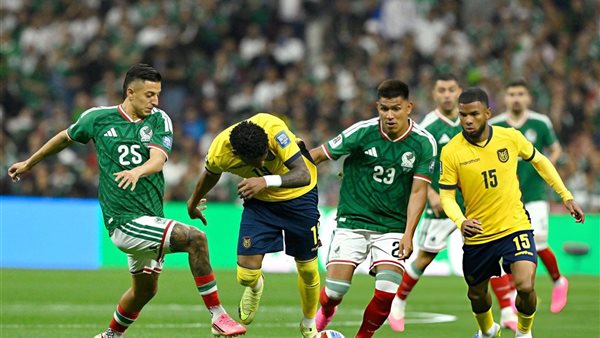 المكسيك تعبر الإكوادور بثنائية وتتأهل إلى دور الـ16 في كأس العالم 2026 (فيديو)