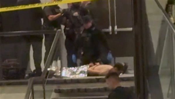 "سي بي إس نيوز": المشتبه به في حادث حفل مراسلي البيت الأبيض أقر بأنه كان يستهدف مسؤولين بإدارة ترامب