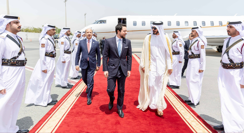 ‫ ولي عهد الأردن يصل الدوحة