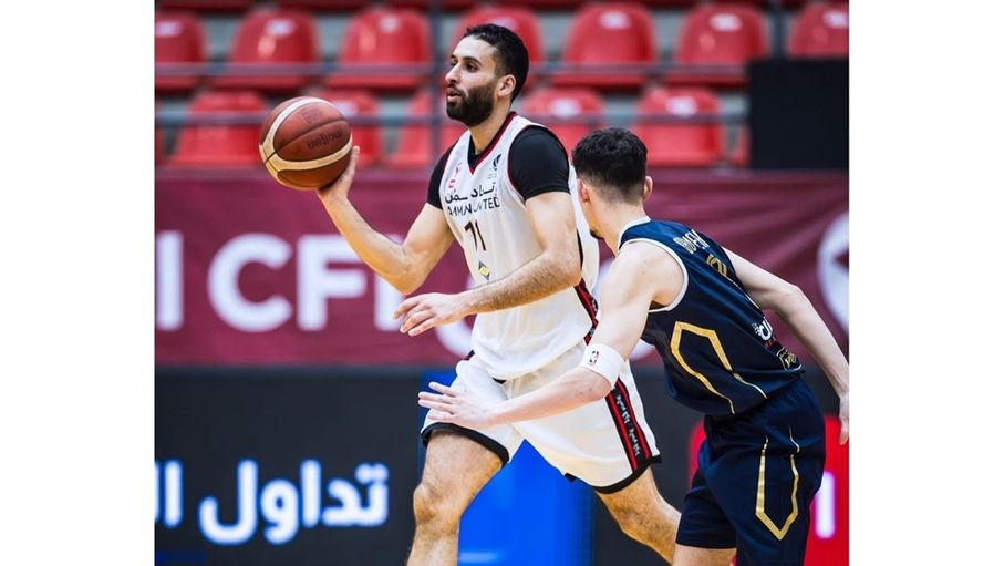 الفيصلي واتحاد عمان يقطعان شوطا لبلوغ نهائي دوري السلة