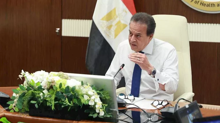 وزير الصحة يشدد على الجاهزية الكاملة لتشغيل التأمين الصحي الشامل بالمن