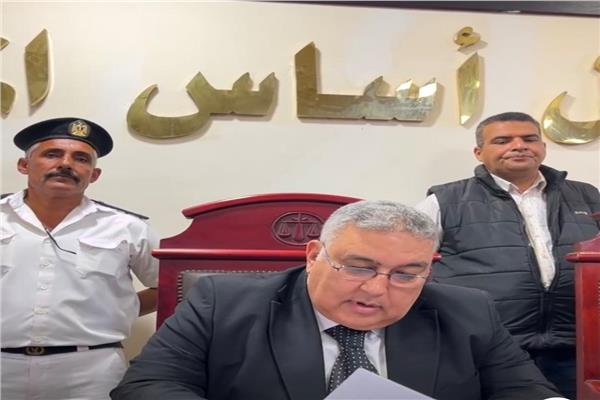 وضعت عليها الملابس بالدولاب.. الإعدام شنقاً للمتهمة بإنهاء حياة ابنتها الرضيعة بالبحيرة