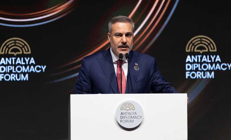 وزير خارجية تركيا يتهم إسرائيل بالسعي “لاحتلال مزيد من الأراضي”