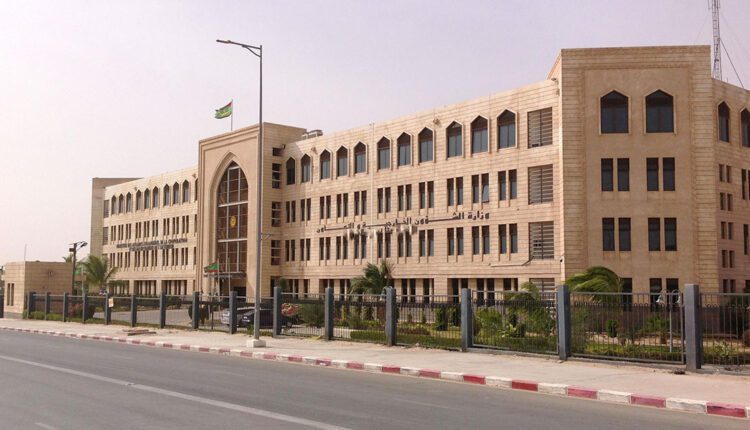 موريتانيا تدعو أفراد الجالية المقيمة في منطقة الخليج العربي والشرق الأوسط إلى توخي أقصى درجات الحيطة والحذر