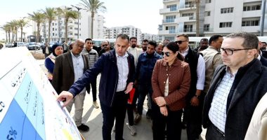 وزيرة الإسكان تتفقد كومباند مزارين بمدينة العلمين الجديدة
