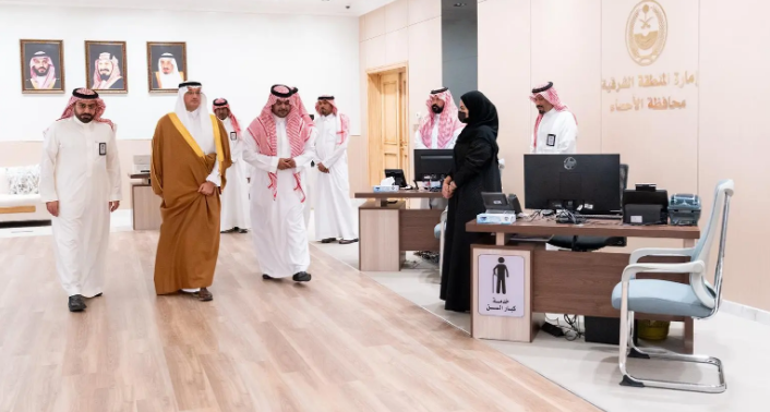 محافظ الأحساء يقود تحولًا نوعيًا في المركز الشامل ...