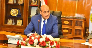 محافظ أسيوط: صرف منحة عيد العمال لـ 7444 من العمالة غير المنتظمة