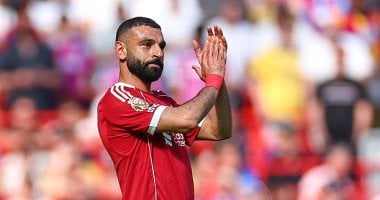 ليفربول ضد برينتفورد.. القائم ينقذ ركلة حرة خيالية من محمد صلاح (فيديو)