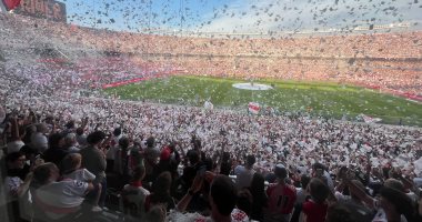 جماهير ريفر بلايت ضد بوكا جونيورز تزلزل مدرجات السوبر كلاسيكو