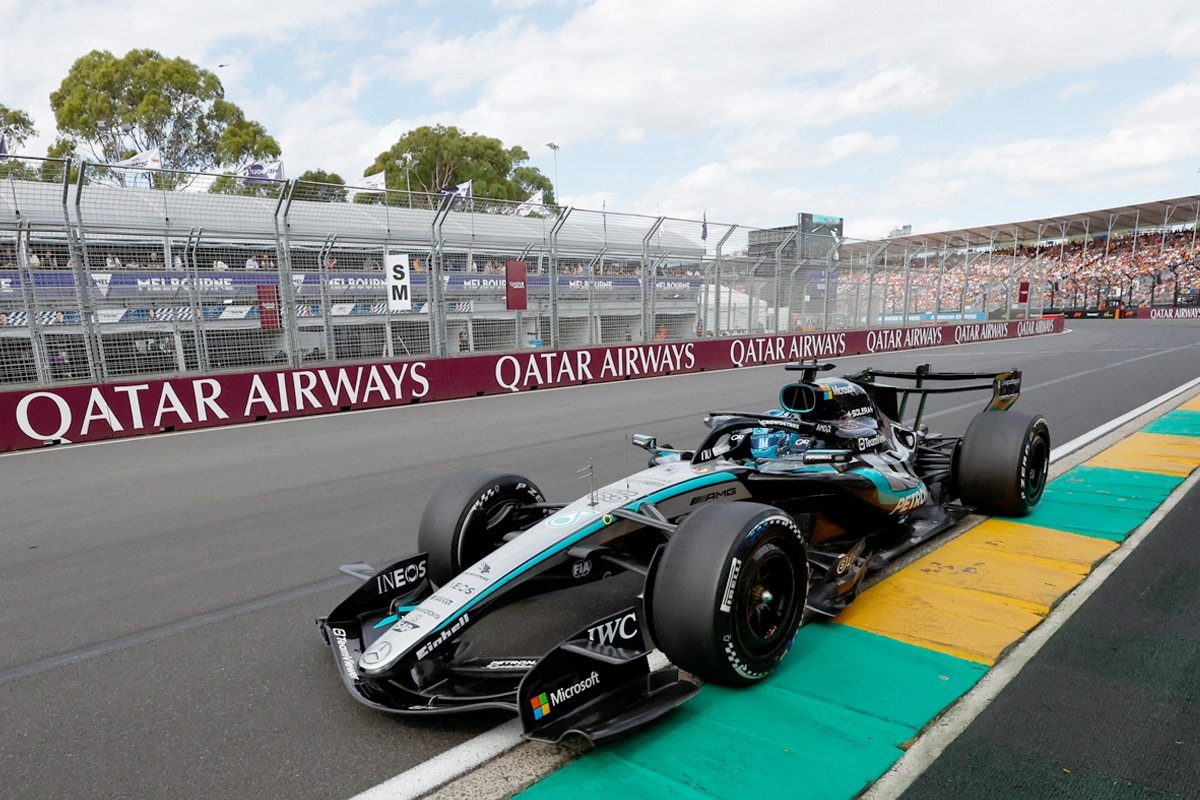 «مرسيدس» يؤكد حضوره وسط القوانين الجديدة