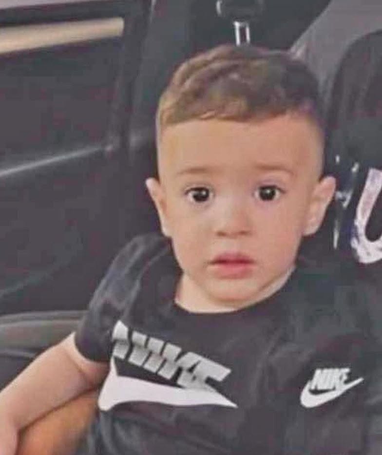 الحزن يخيم على طمرة: وفاة الطفل أحمد عواد (3 أعوام) متأثرًا بجراحه بعد تعرضه لحادث دهس