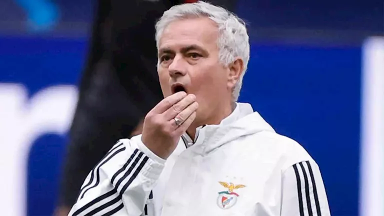 الاتفاق تم.. مورينيو يقترب من تدريب ريال مدريد لمدة موسمين