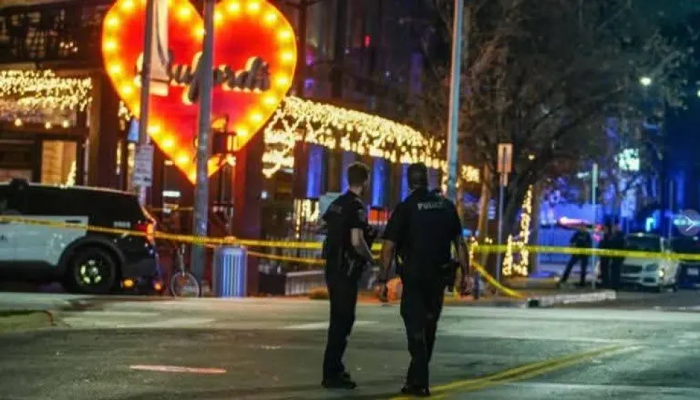 مقتل شخصين وإصابة 14 بإطلاق نار داخل مقهى في تكساس الأمريكية