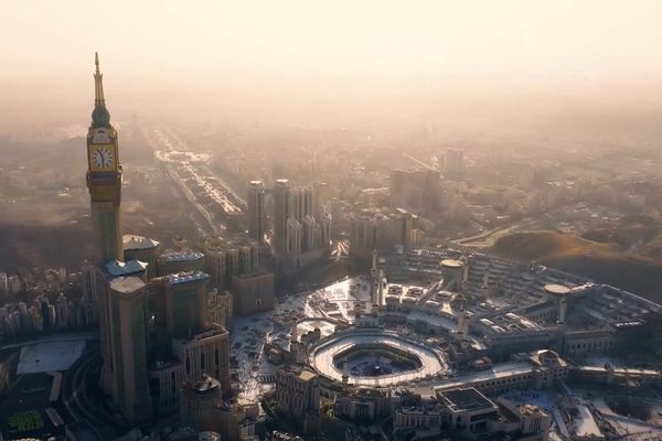 "هندسة الحشود" وثائقي جديد لوزارة الحج والعمرة