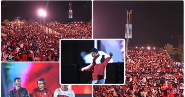أجواء من الفرحة.. المصريون يدعمون منتخب الفراعنة بمنطقة الفان زون (فيديو وصور)