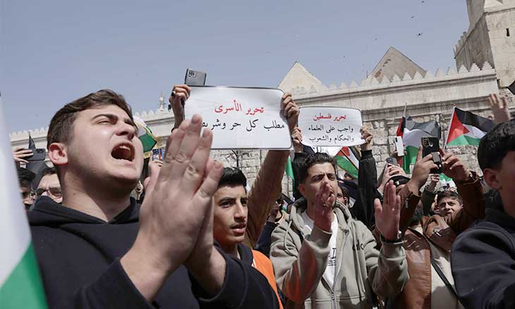 «الغضب للمسرى والأسرى»… تظاهرات التضامن مع فلسطين تعمّ سوريا