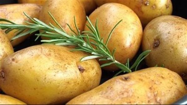 منها القولون ومرض السكري، فوائد صحية لتناول البطاطس بقشرها