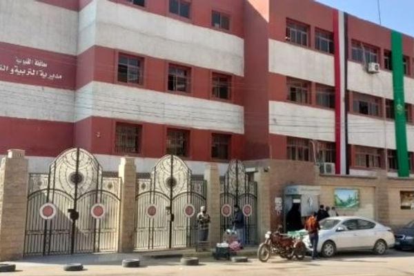 امتحانات الإعدادية.. تعليم القليوبية: إحالة موظفة للتحقيق لمحاولتها التدخل في أعمال لجنة لمساعدة نجلها