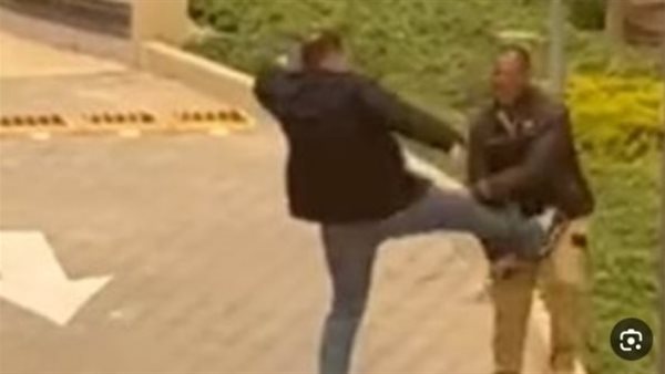 نجيب ساويرس يعلق على واقعة كومبوند التجمع: "خايف على أكل عيشه بس القصة ناقصة"