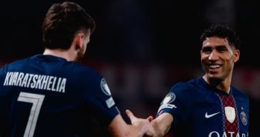 بي اس جي ضد ليفربول.. كفاراتسخيليا يعزز تقدم الباسجي بهدف خرافي (فيديو)