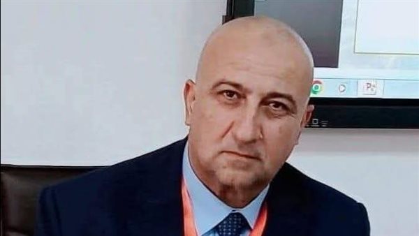 بعد طعن رئيس قرية في الإسماعيلية أثناء عمله، جراحة عاجلة تنقذ حياته والتحقيقات تكشف التفاصيل