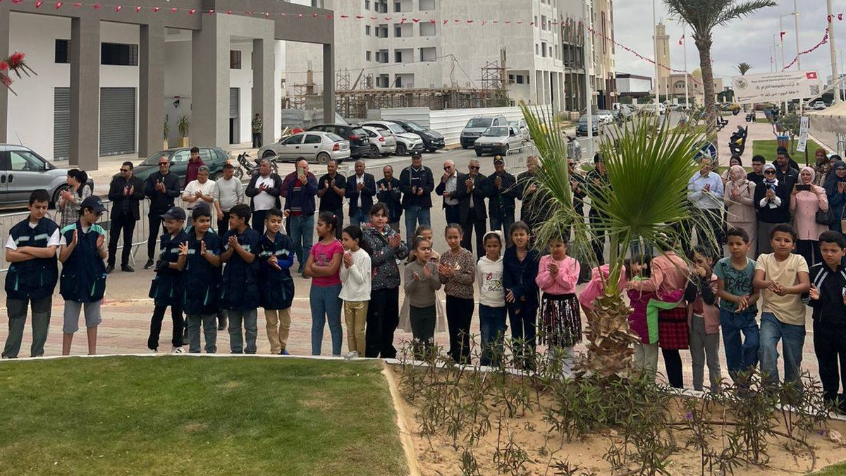 جمعية تنمية قرمدة الجديدة تحتفل بعيد الشغل - موقع الصحفيين التونسيين بصفاقس