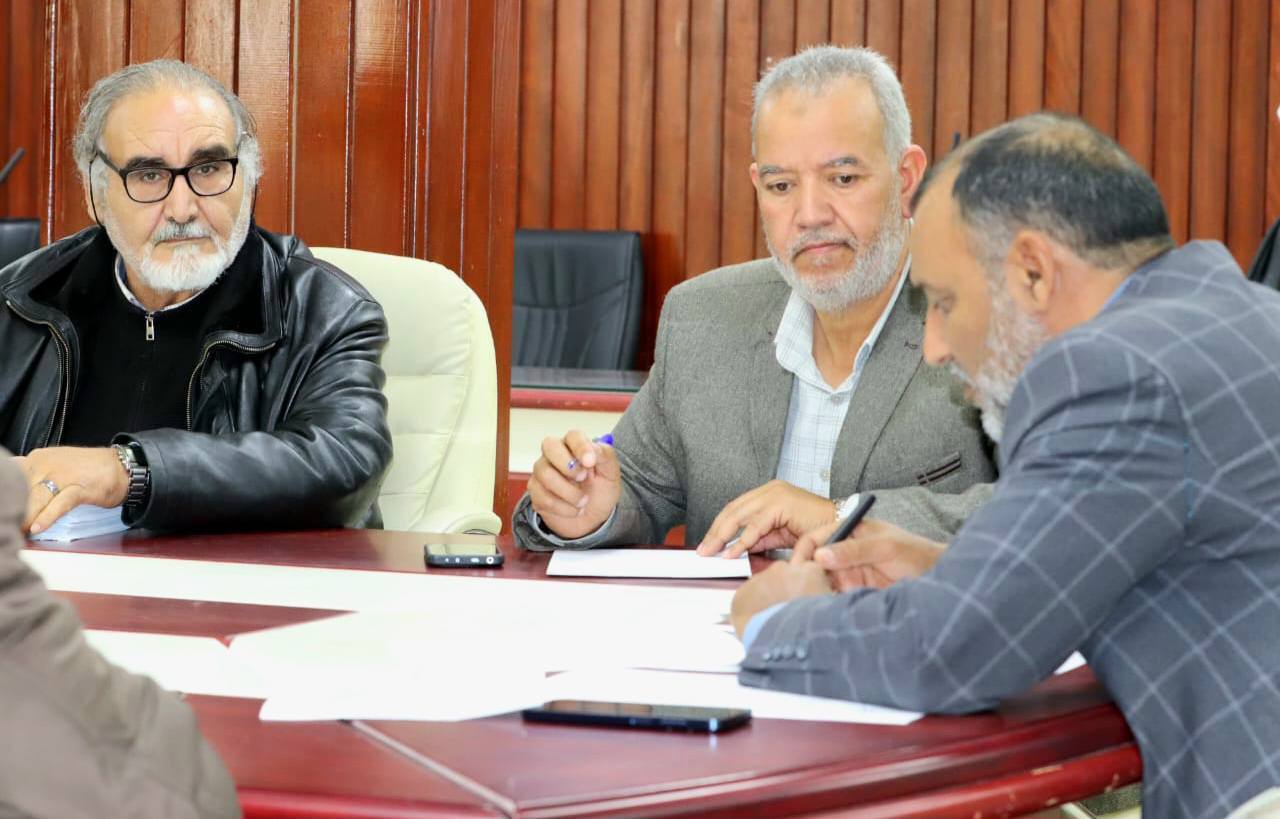 مدير المركز الوطني للامتحانات يترأس اجتماعًا لمتابعة استعدادات امتحانات الشهادات العامة 2025–2026