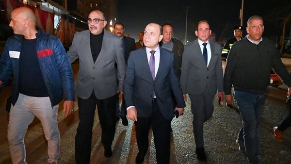 محافظ الغربية يتفقد شوارع طنطا لمتابعة تنفيذ قرار إغلاق المحال (صور)