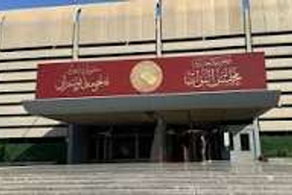 البرلمان يفتح ملف السفراء.. مراجعة شاملة للبعثات وترشيد للإنفاق