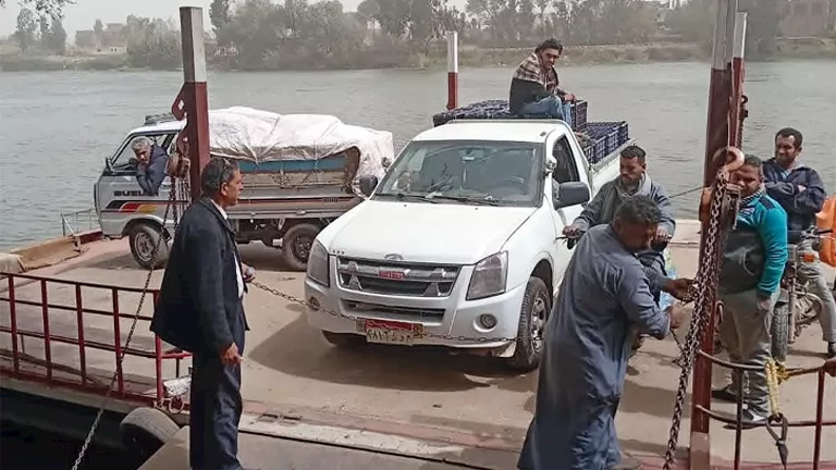 توقف المعديات بالباجور بسبب سوء الأحوال الجوية (صور)