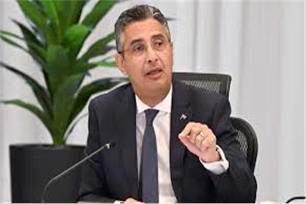 "التموين" غرفة عمليات مركزية على مدار الساعة لضمان توافر السلع واستقرار الأسعار خلال العيد