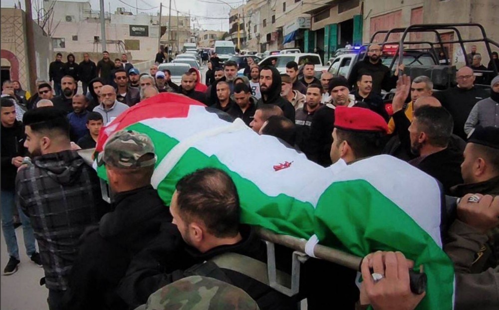 تشييع جثمان الشهيد خالد قرعان إلى مثواه الأخير في قلقيلية