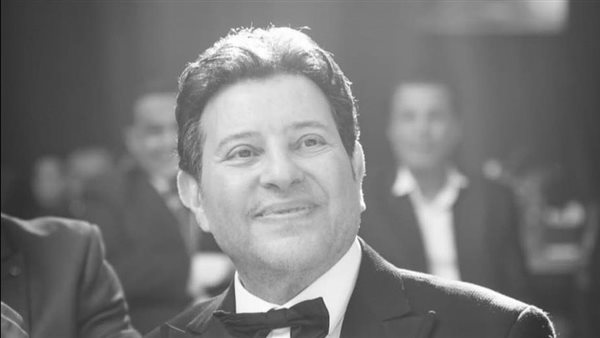 أسرة هاني شاكر ترافق جثمانه بالمستشفى قبل الجنازة
