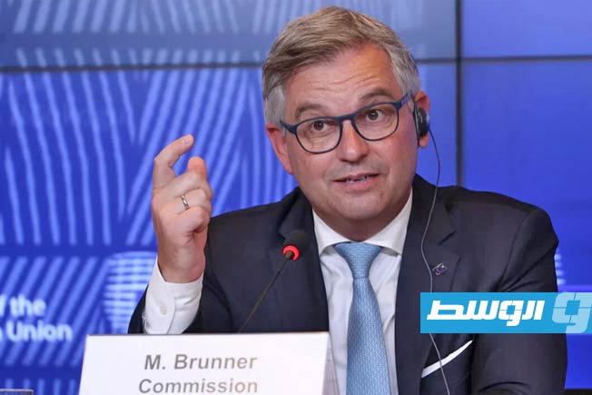 مفوض أوروبي: عدم التواصل مع ليبيا ليس خياراً مطروحاً لهذا السبب