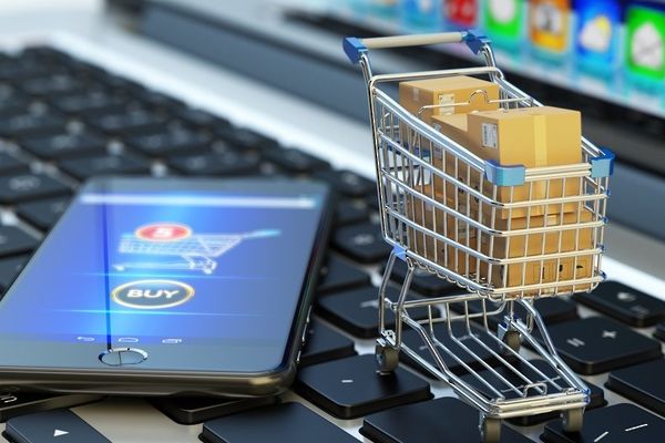 قطاعُ التّجارة الإلكترونيّة في الصين يحافظ على نموّه خلال الثلث الأول