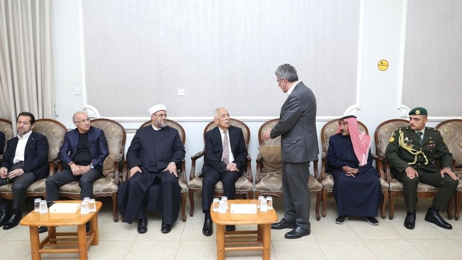 مندوبا عن الملك وولي العهد... العيسوي يعزي ملحس والمجالي وأبو نوار وصبحا وعلقم
