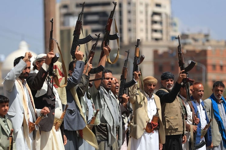 الحوثيون يعلنون إسقاط مسيّرة أمريكية في مأرب وسط اليمن